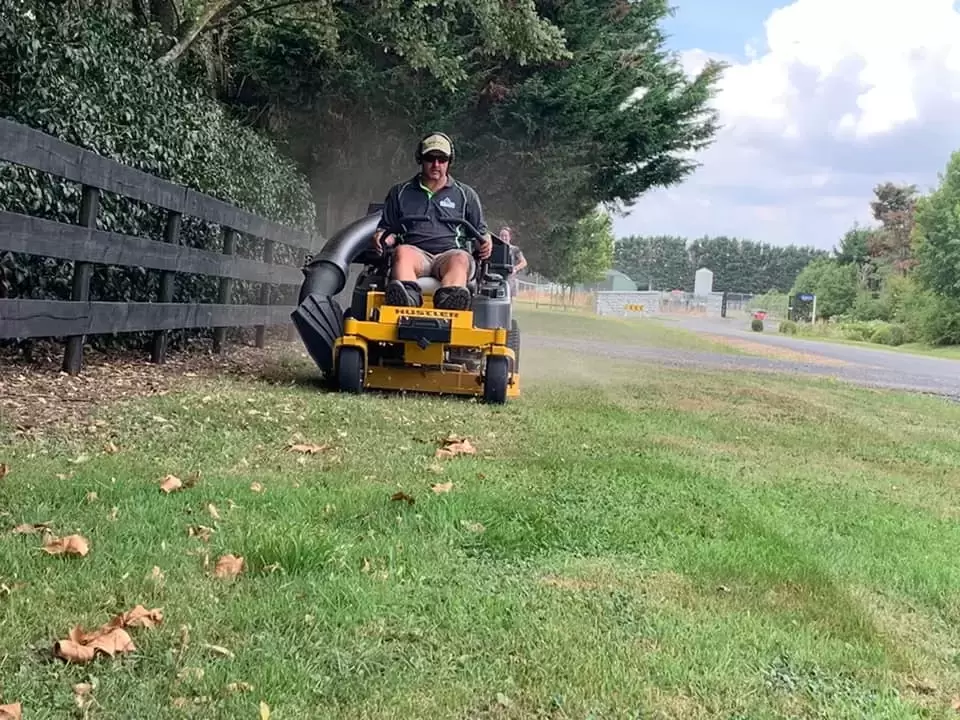 How to Get the Best Deal on Commercial Lawn Mowing Services In New Zealand