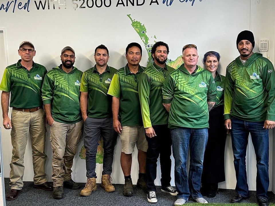 Why Franchising with Lawn Rite in New Zealand is a Smart Business Move