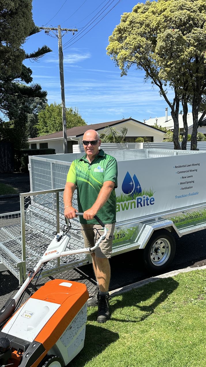 Lawn mowing service in Tauranga by Lawn Rite
