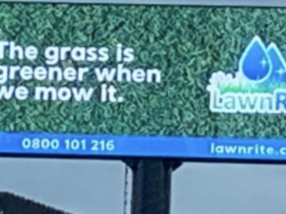 Lawn Rite Up In Lights