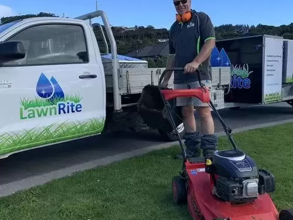 Growing Greener Spaces: Lawn Rite Expands Franchise Network in the Hutt Valley